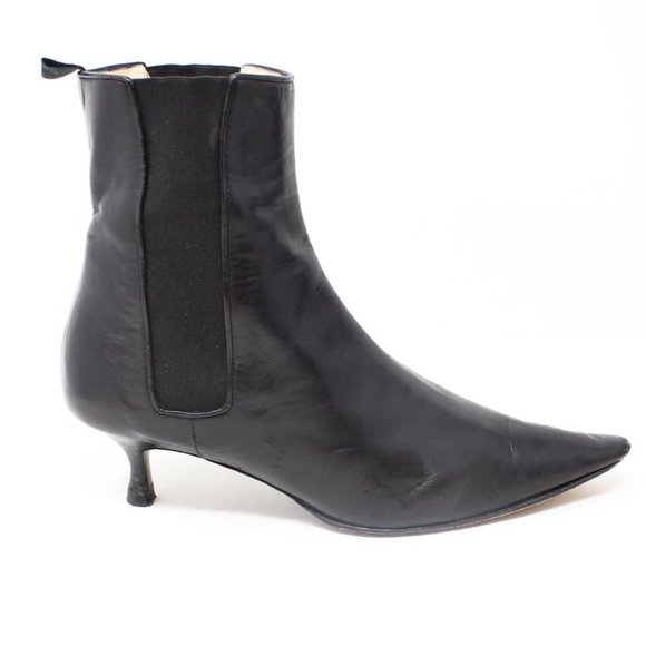 MANOLO BLAHNIK Black Leather Boot Heels